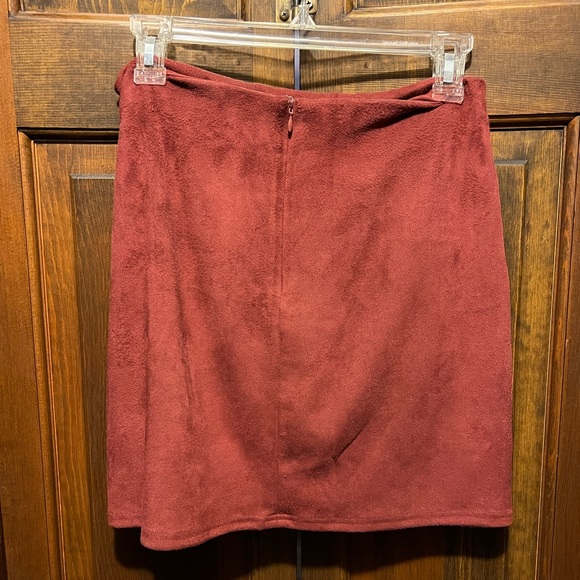 Altar’d state velour skirt - Picture 2 of 2